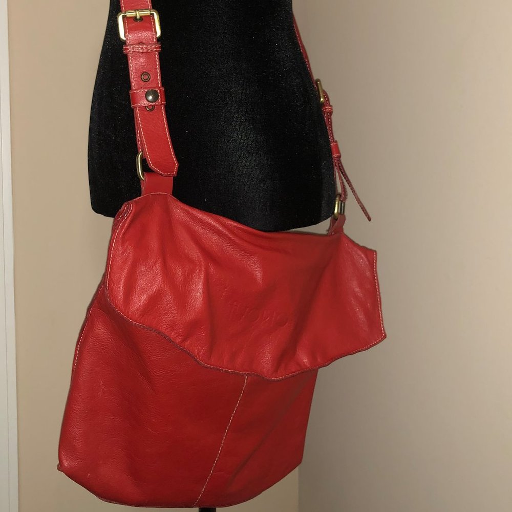 Avorio leather crossbody purse
